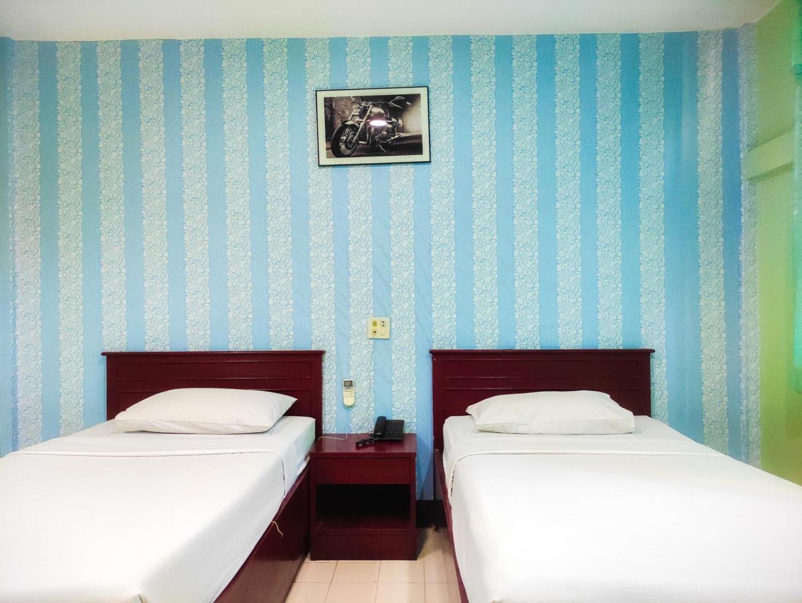 Woodlands Inn 曼谷 外观 照片